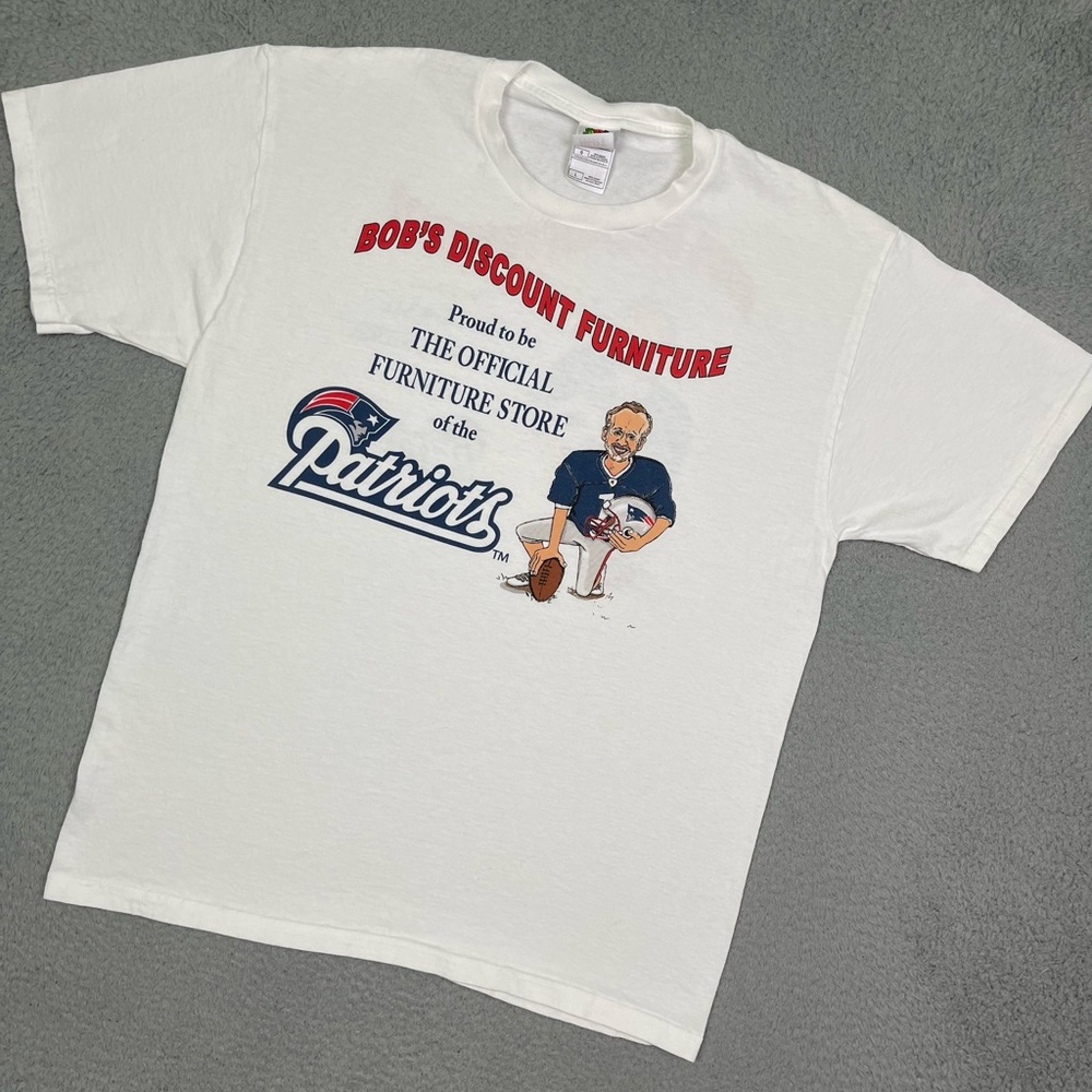 Vintage Bob’s furniture T-shirt
